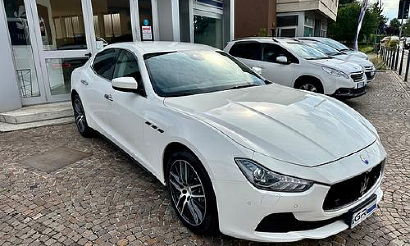 Maserati Ghibli 3.0D...