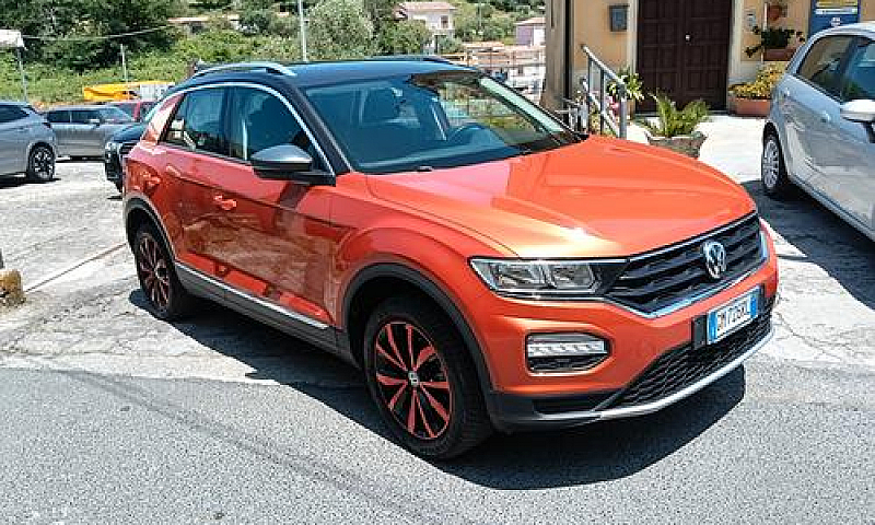 Volkswagen T-Roc 1.5...
