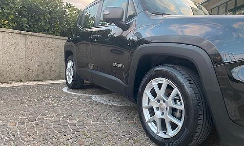 Jeep Renegade 1.6 13...