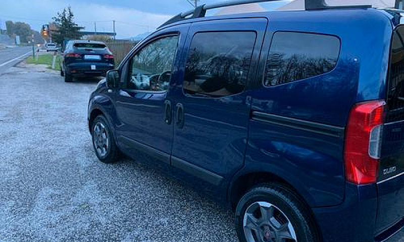 Fiat Qubo 1.3 Mjt 75...