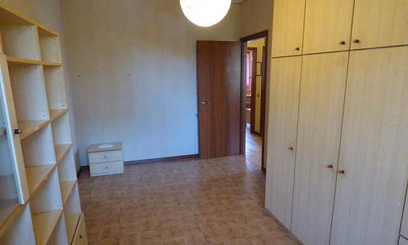 Sei Locali Al 2°P. +...