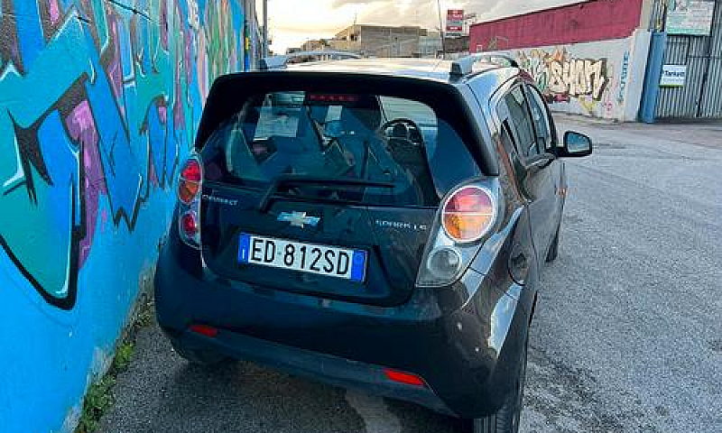 Chevrolet Spark 1.0 ...