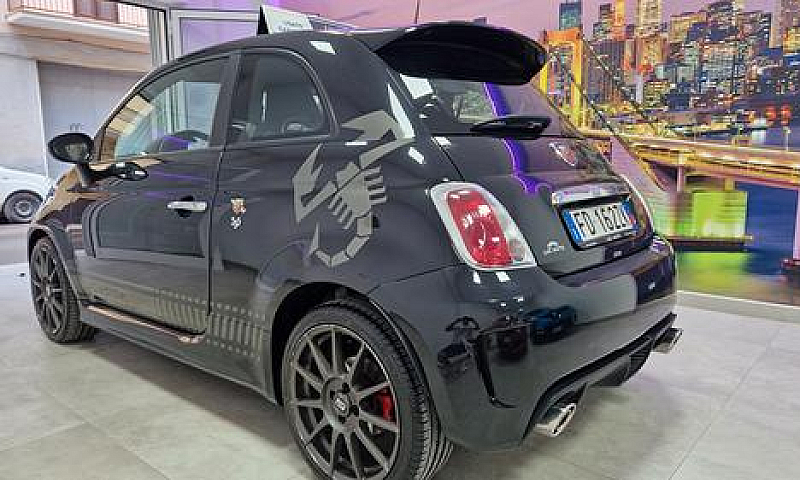 Abarth 595 1.4 Turbo...