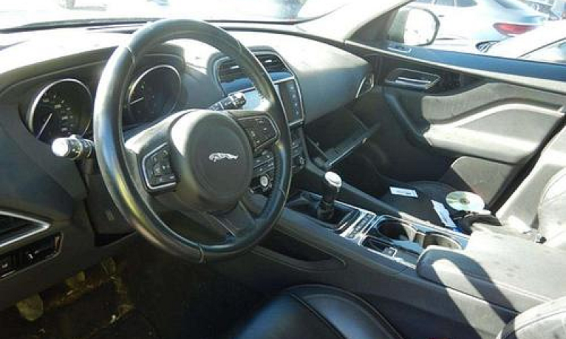 Jaguar F-Pace F-Pace...