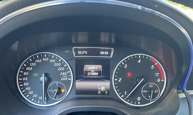 Mercedes-Benz A 180 ...