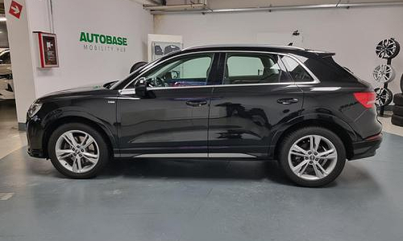 Audi Q3 40 2.0 Tdi S...