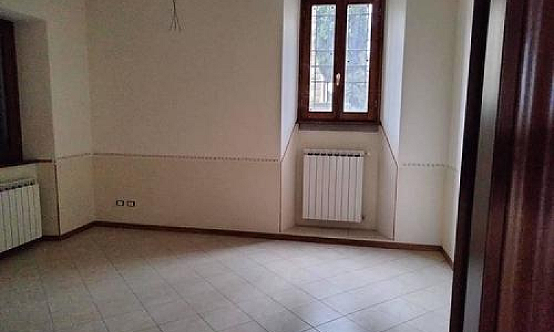 Appartamento A Caste...