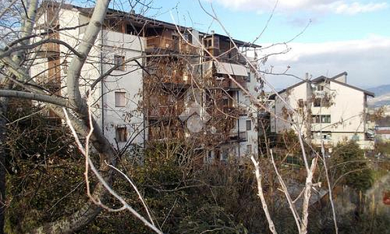 4 Locali A Castrolib...