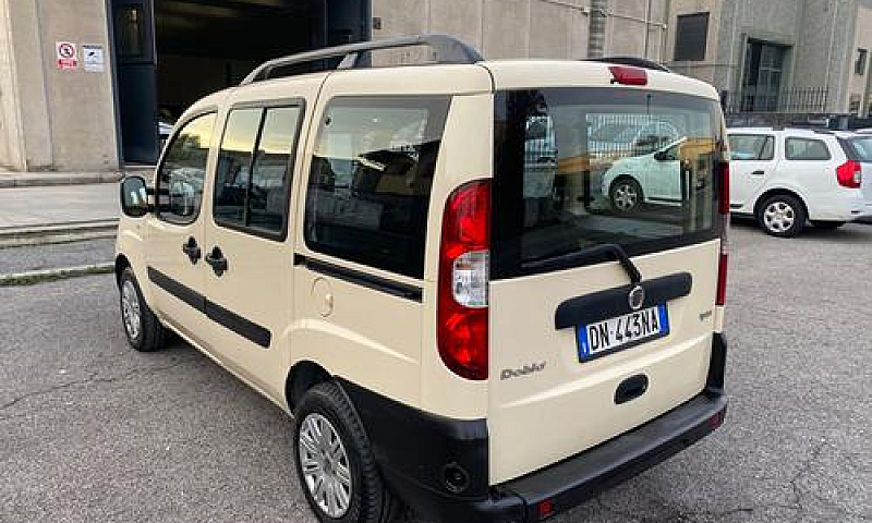 Fiat Dobló 1.6 Benzi...