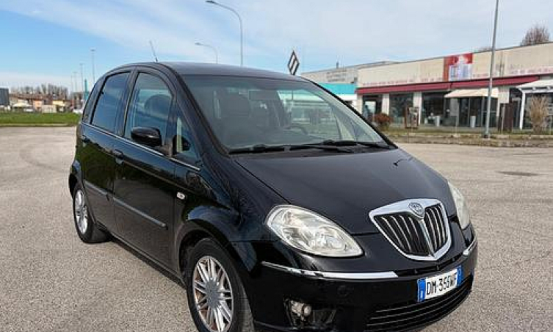 Lancia Musa 2008 Pla...