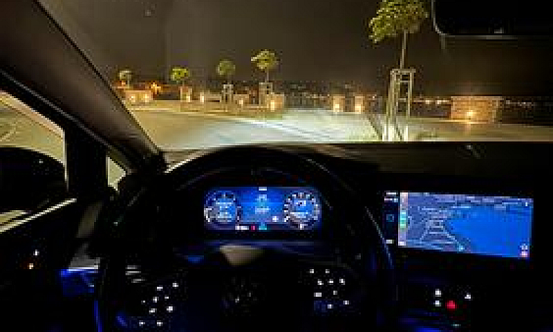 Volkswagen Golf 8 2....