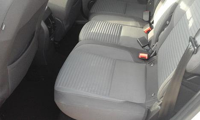 E Nuovissima Ford C-...