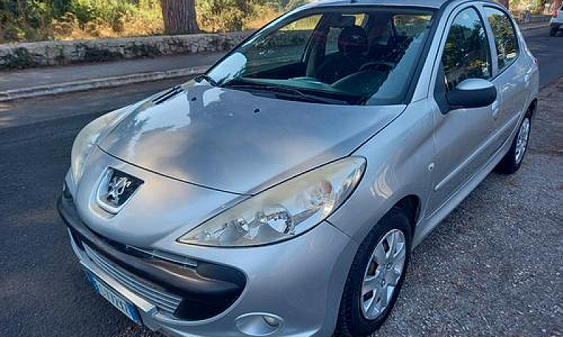 Peugeot 206 74.000Km...