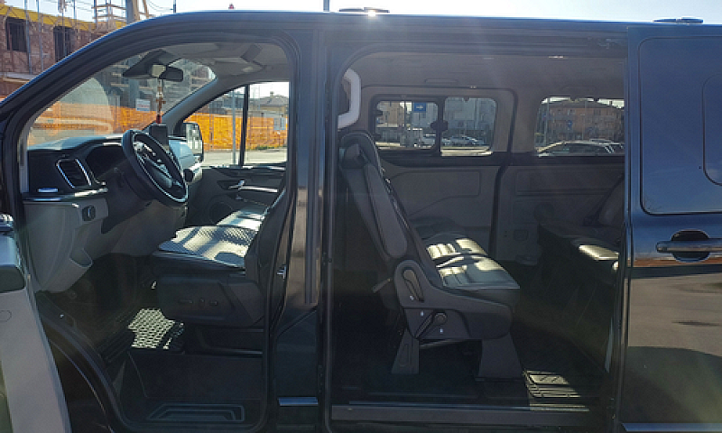 Ford Tourneo Custom ...