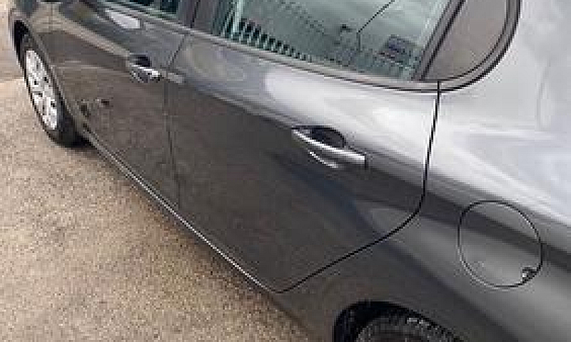 Peugeot 208 1.2 Gpl ...