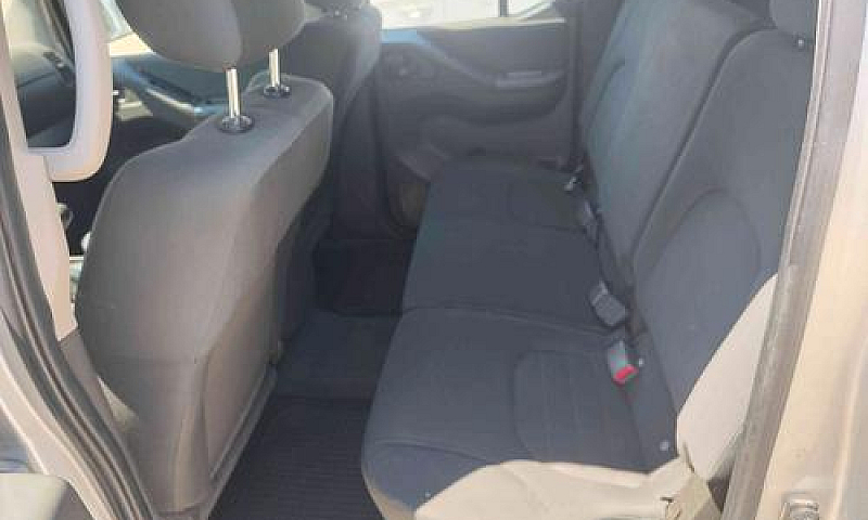 Nissan Navara 2.5 Dc...