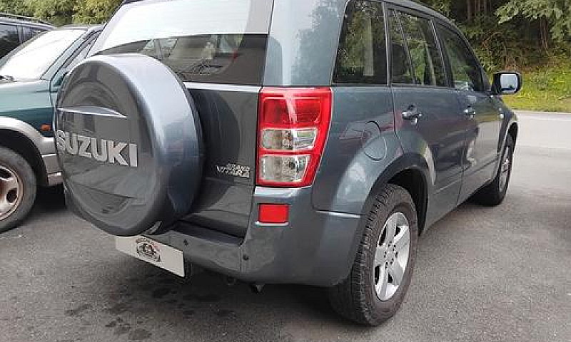 Suzuki Grand Vitara ...