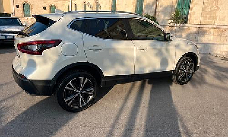 Nissan Qashqai 1.5 D...