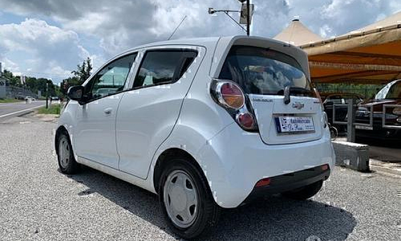Chevrolet Spark 1.0 ...