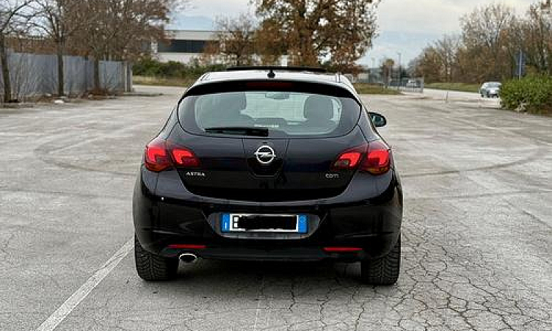 Opel Astra Automatic...