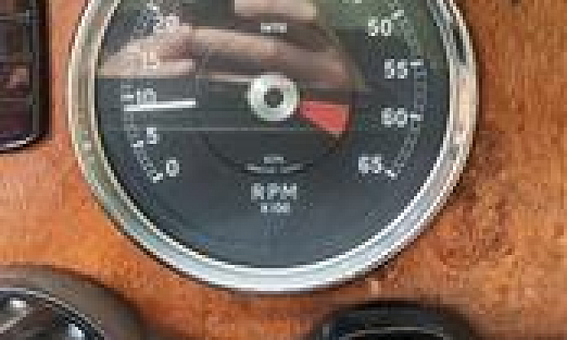 Jaguar Xj6...