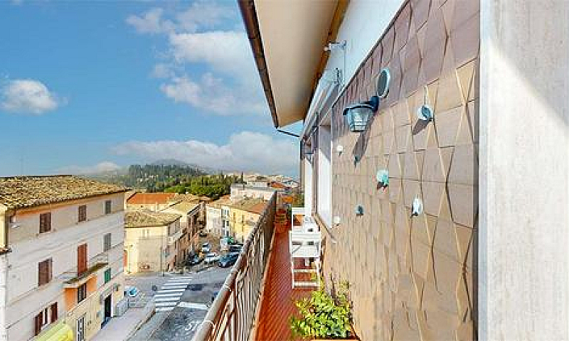 Osimo Appartamento U...