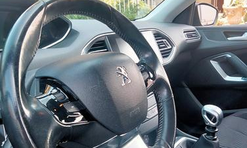 Peugeot 308 1.6 E-Hd...