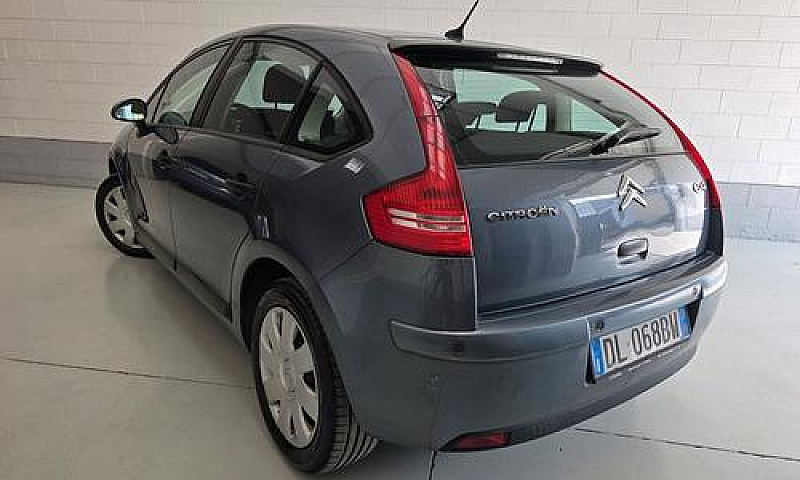 Citroen C4 1.4 Elega...