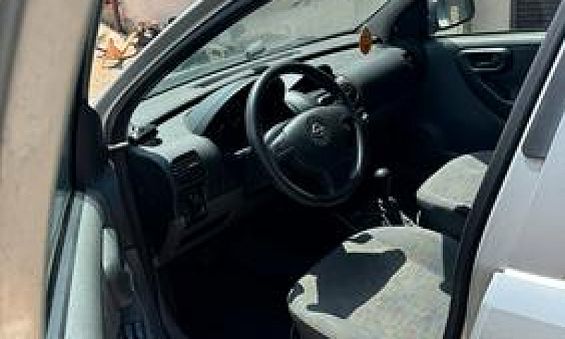 Opel Corsa 2001...