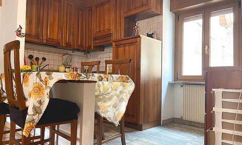 Appartamento Con Ter...