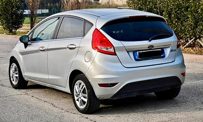 Ford Fiesta 1.4 Benz...