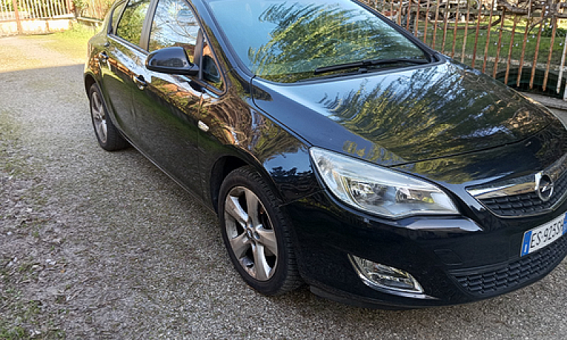 Opel Astra 14 Turbo ...