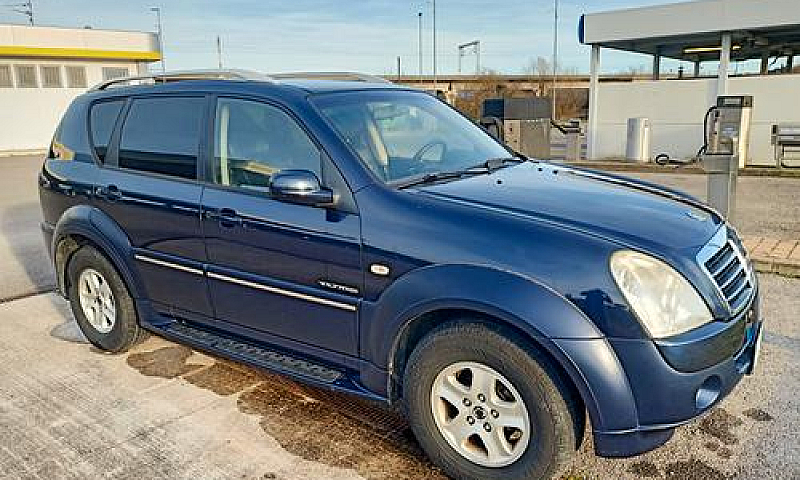 Ssangyong Rexton/Rex...
