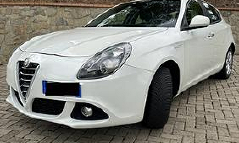 Alfa Romeo Giulietta...