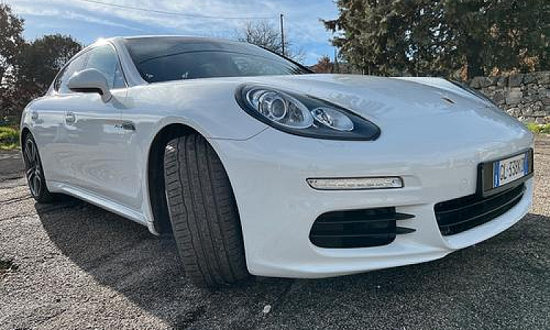Panamera 300 Cv...