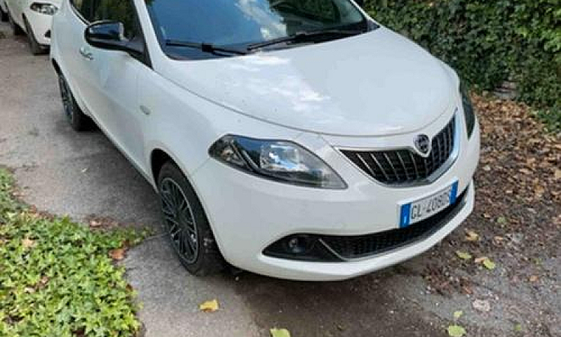 Lancia Ypsilon 1.0 F...