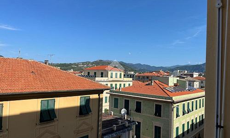 5 Locali A Lavagna...