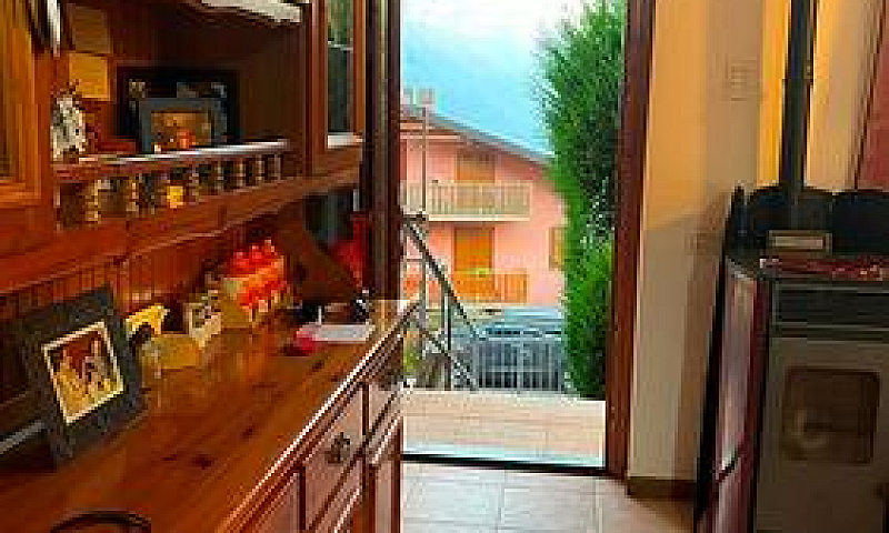 Appart. Con Giardino...
