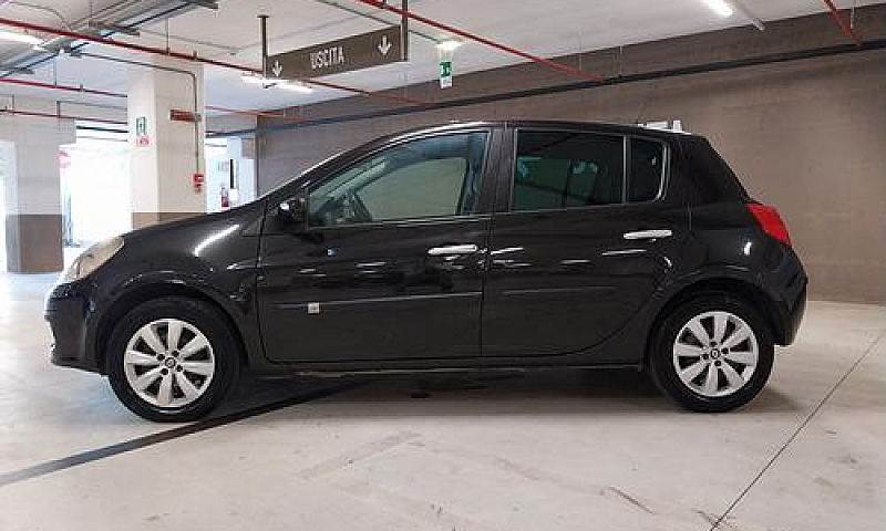 Renault Clio 1.5 Dci...