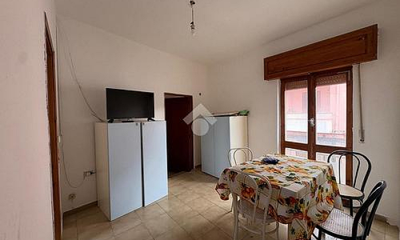 3 Locali A Cagliari...