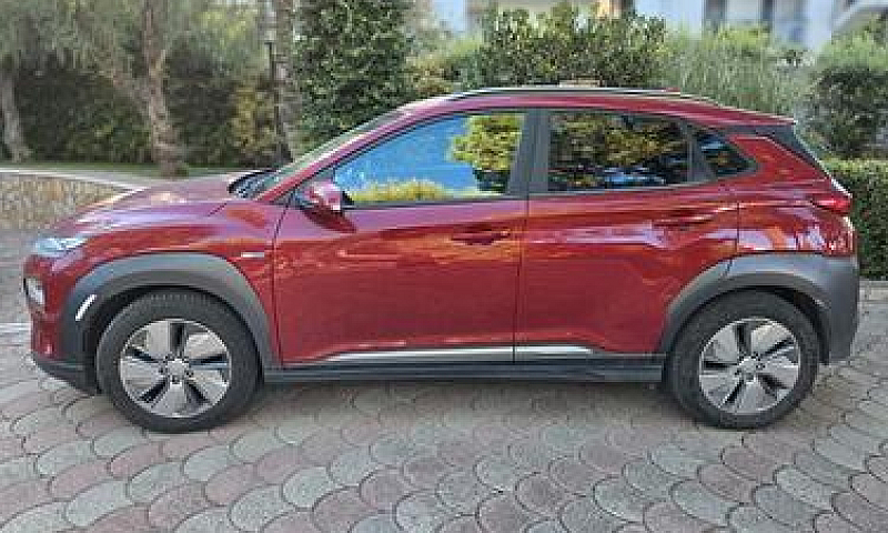 Hyundai Kona Elettri...