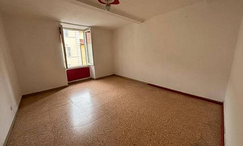 Appartamento Di 90 M...