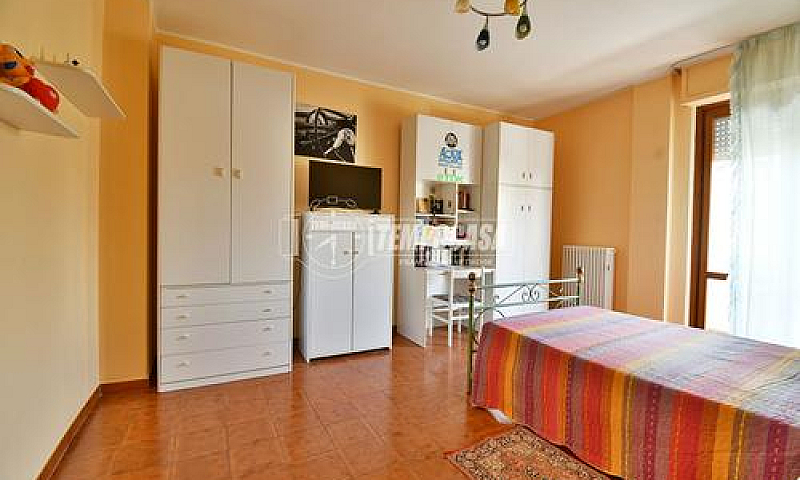 Trilocale Arredato V...