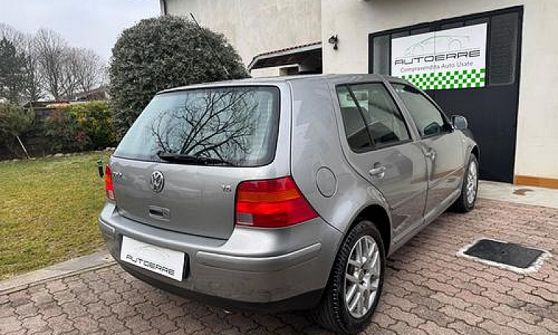 Volkswagen Golf 1.6 ...