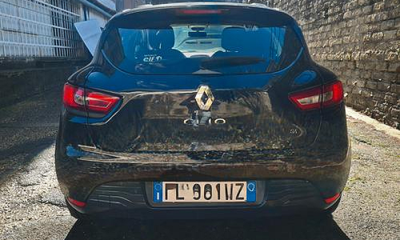 Renault Clio 1.2 75C...