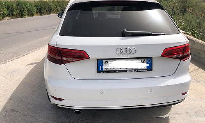 Audi A3 Sportback 1....