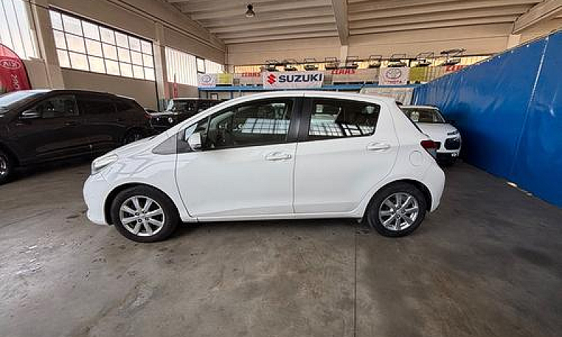 Toyota Yaris 1.4 D-4...