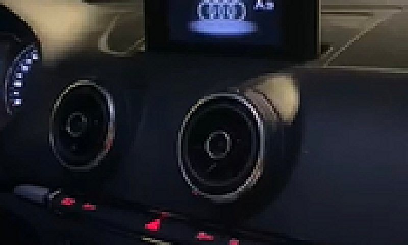 Audi A3 8V Sportback...