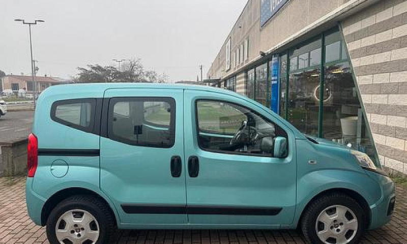 Fiat Qubo 1.3 Mjt 80...