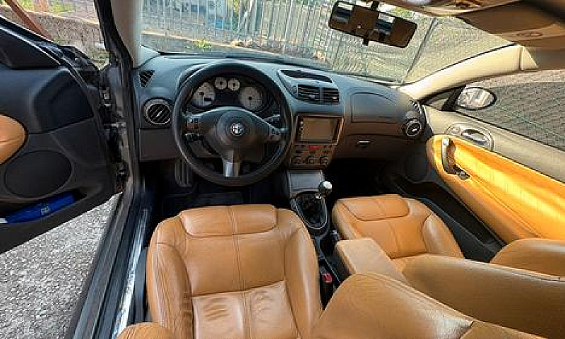 Alfa Romeo Gt...